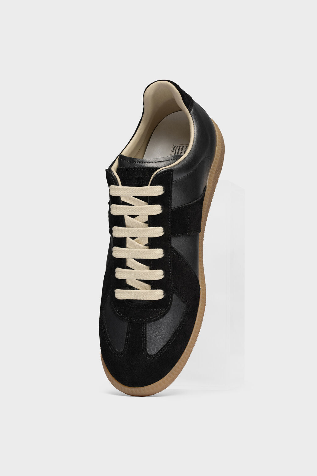 Maison Margiela Replica — Black